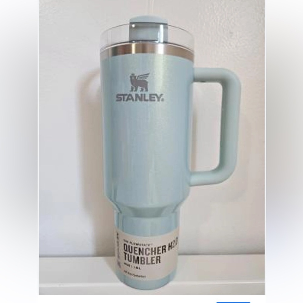 Stanley Target Limited Edition Collab flowstate Quencher H20 Blueberry Milk 40oz - Picture 4 of 9